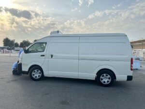 Affordable freezer van rental in Dubai for frozen food and pharmaceuticals